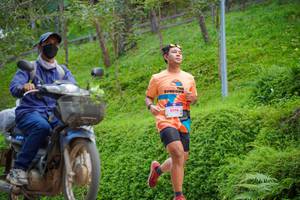 BIB: 8096
                            <button type="button" onclick="openModal(18889342)" class="btn btn-primary btn-sm float-right btn-popup" data-toggle="modal" data-target=".modal-high-quality">
                        <i class="fas fa-shopping-cart"></i> Add to Cart
                    </button>
                                            <button type="button" onclick="isThisMe(18889342, true)" class="btn btn-success btn-sm float-right btn-popup btn-isme hidden" data-toggle="tooltip" data-placement="bottom" title="นี่คือรูปของคุณใช่ไหม คลิกที่นี่เพื่อเอาเข้าอัลบั้ม">
                        <i class="fas fa-plus"></i> Add to album
                    </button>
                    <button type="button" onclick="isThisMe(18889342, false)" class="btn btn-warning btn-sm float-right btn-popup btn-isnotme hidden">
                        <i class="fas fa-ban"></i> Remove from album
                    </button>